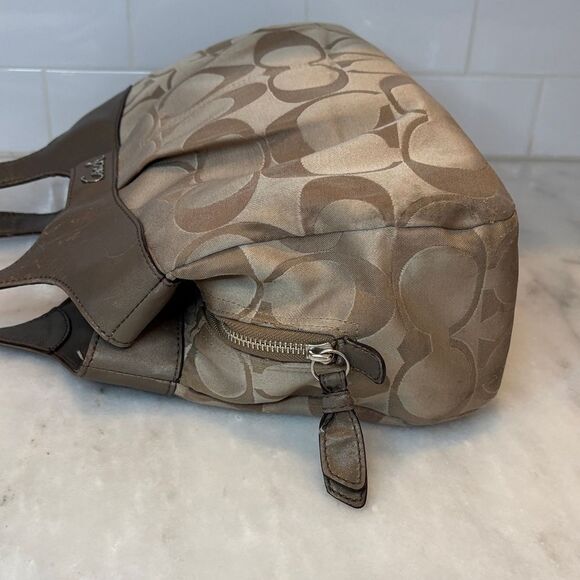 Coach Bag Purse Handbag Y2K Lexi Signature Sateen Soho Shoulder Bag Pocketbook - Picture 9 of 16